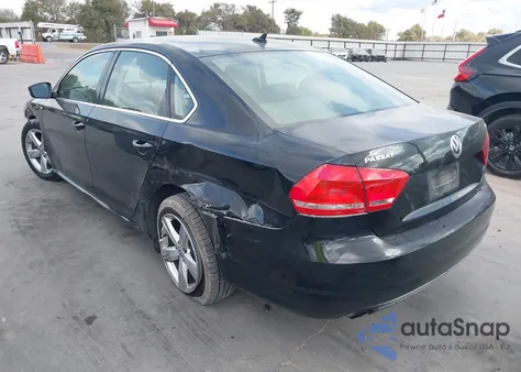 2014 Volkswagen Passat 1.8T Wolfsburg Edition from USA, damaged, VIN 1VWAT7A32EC034828